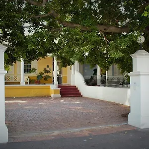https://tintagel-guesthouse.hotels-capetown.com
